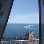 Holidays Baia D'amalfi בית הארחה אמאלפי