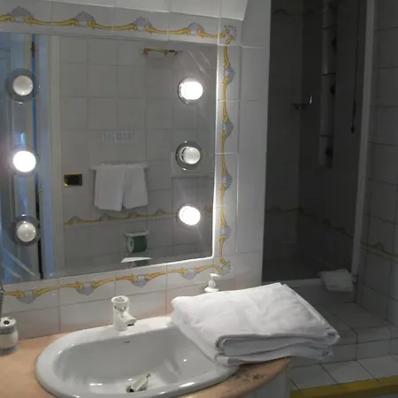 Pensión Holidays Baia D'amalfi