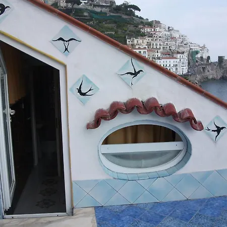 Pensjonat Holidays Baia D'amalfi