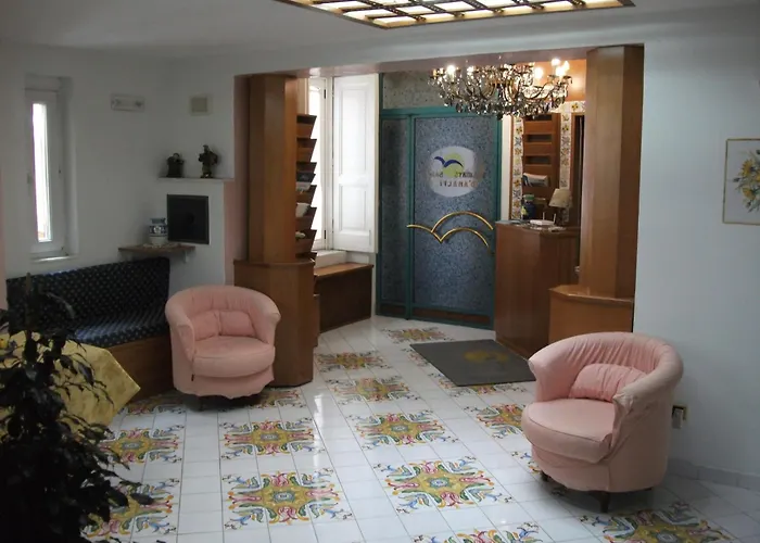 Penzion Holidays Baia D'amalfi 4*